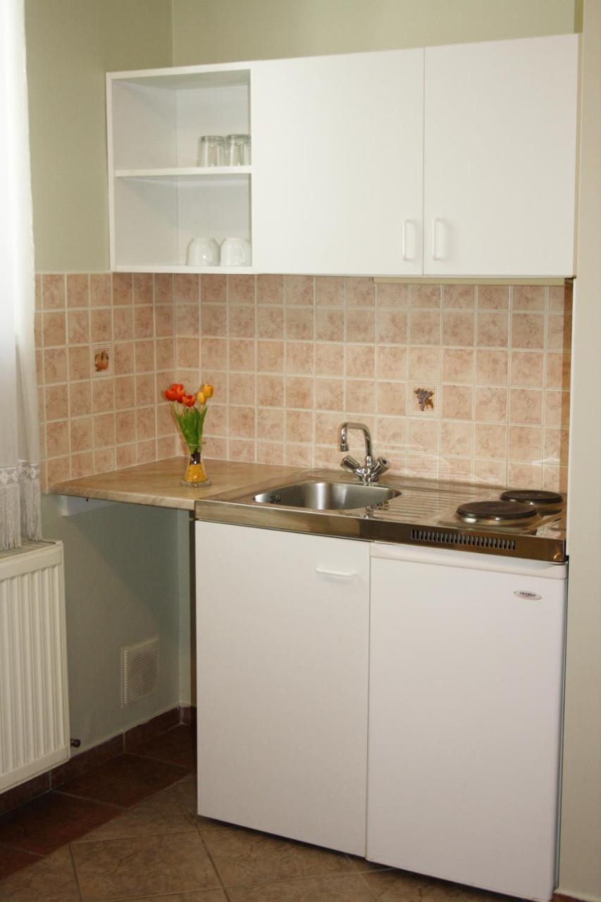 Polus Pension Sopron Exterior photo